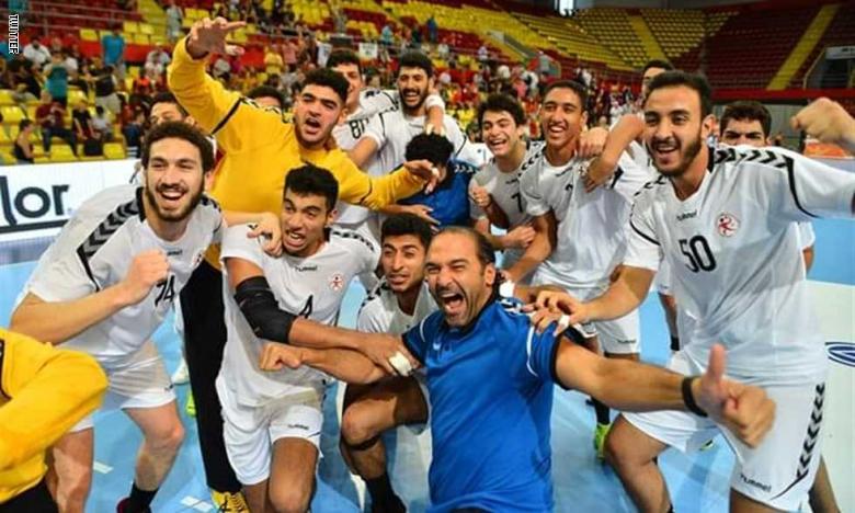 الاستاذ محمد عطية يهنىء منتخب مصر للناشئين لكرة اليد بالتتويج بكأس العالم