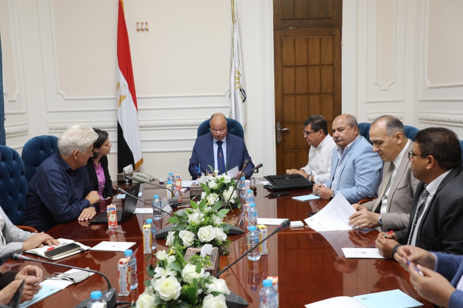 محافظ القاهرة يلتقى وفد الوكالة الألمانية لمناقشة استكمال مشاريع التطوير